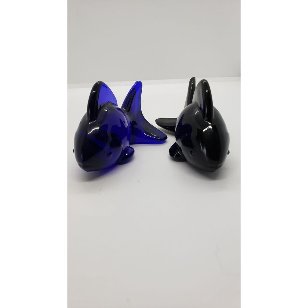 Oneida 24% Lead Crystal Black Fish Paperweight Figurine Set of 2 Cut Glass VTG
